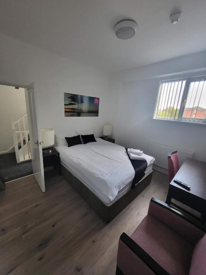 City Apartments Charles Street 赫尔河畔京士顿 外观 照片